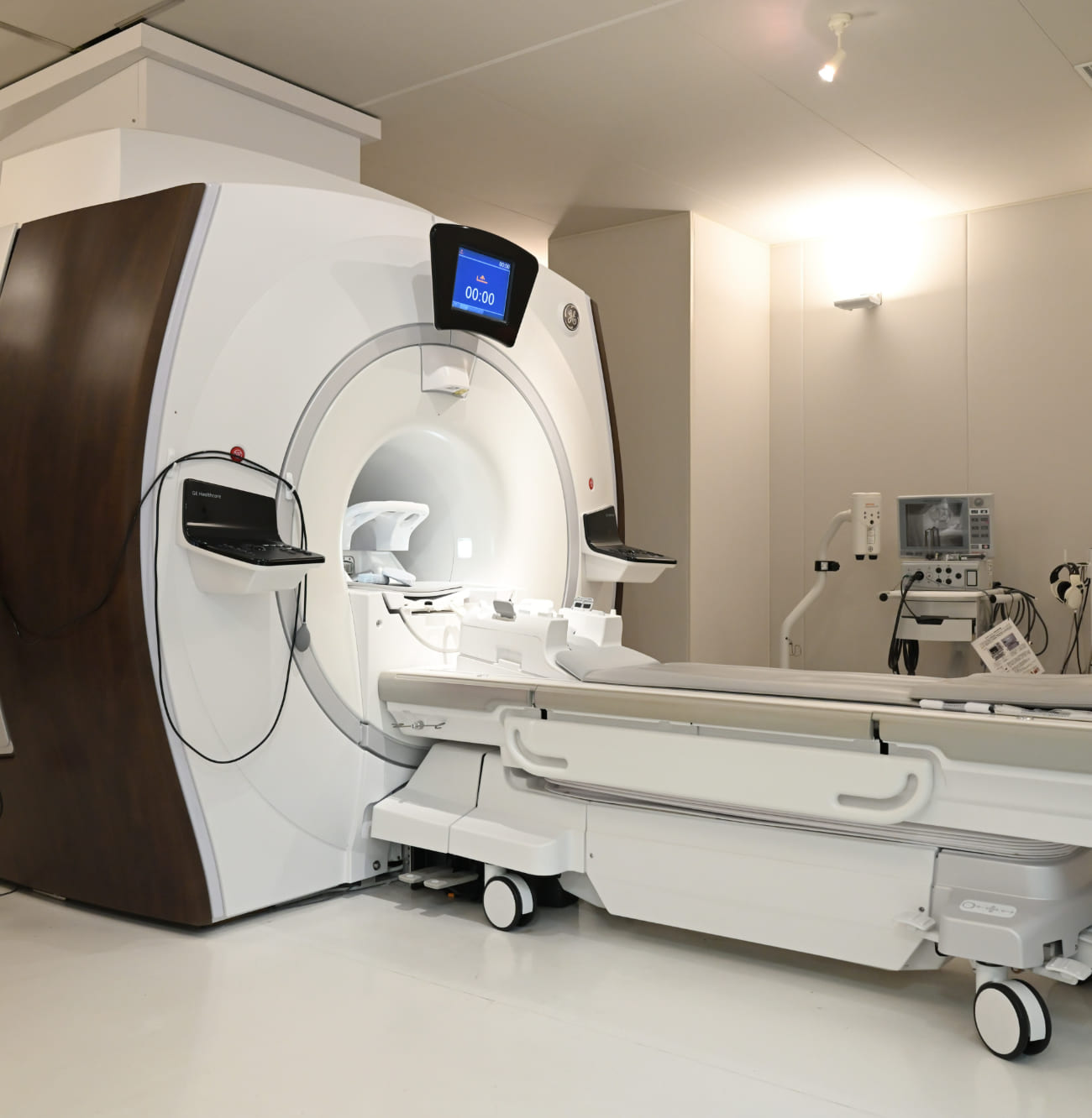MRI